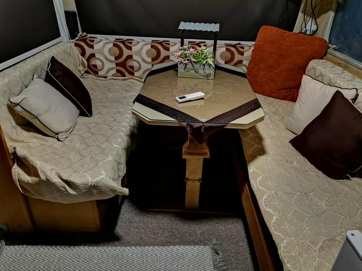 ホテル Green Garden Caravan Agrilia エクステリア 写真
